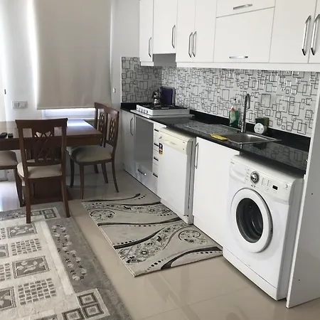Ellada Apartment *